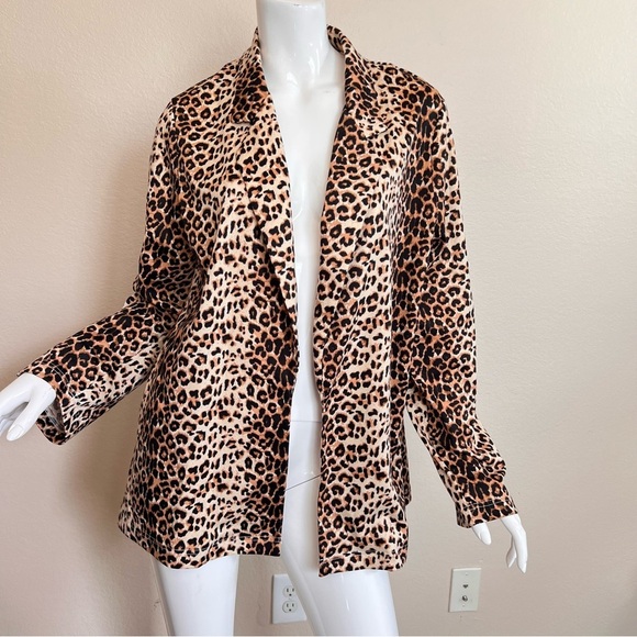 ANDREE BY UNIT Jackets & Blazers - Andree By Unit Open Leopard Print Blazer